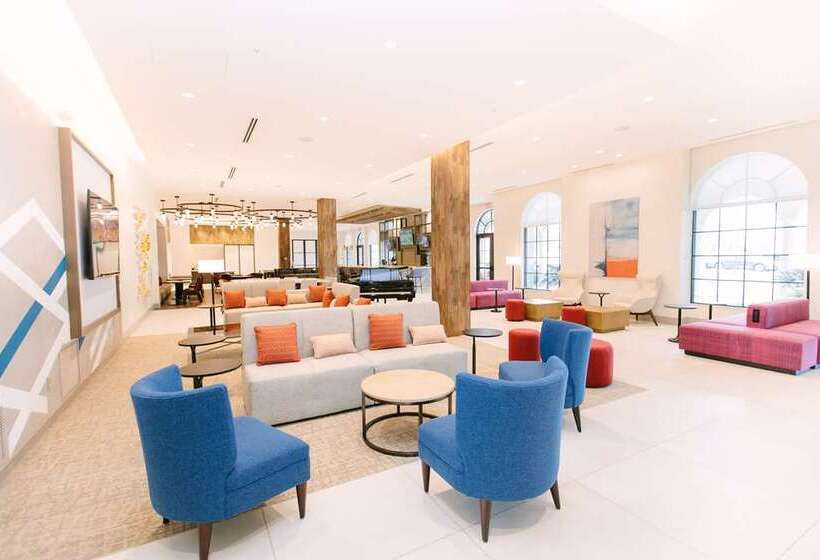 هتل Hilton Garden Inn Winter Park