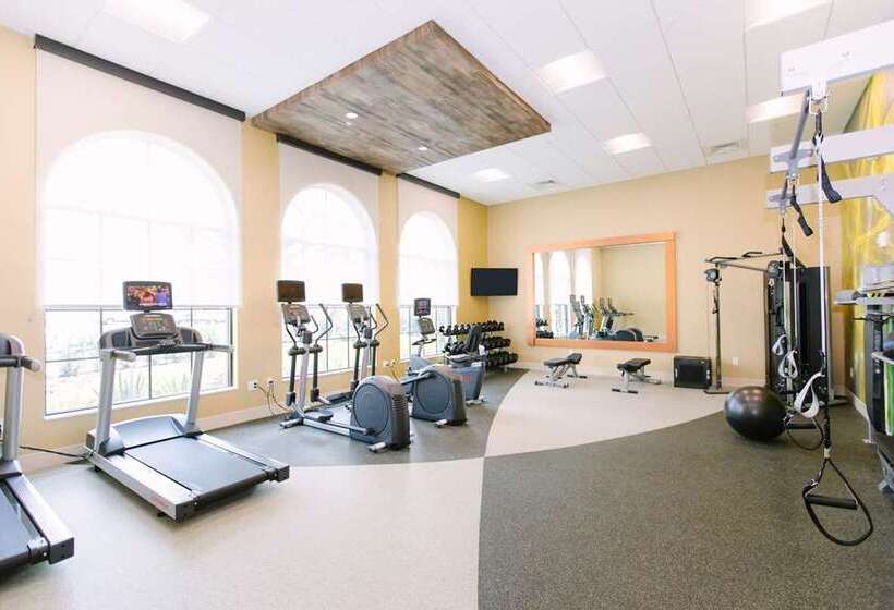 هتل Hilton Garden Inn Winter Park