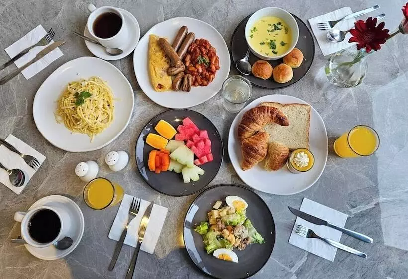 ホテル Mangkuluhur Residences By Lorin