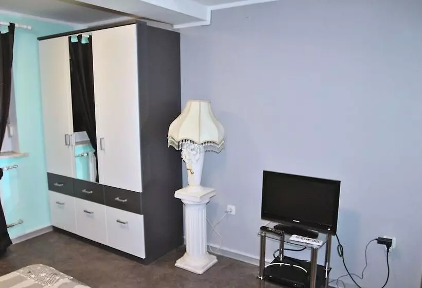 Mixie Home