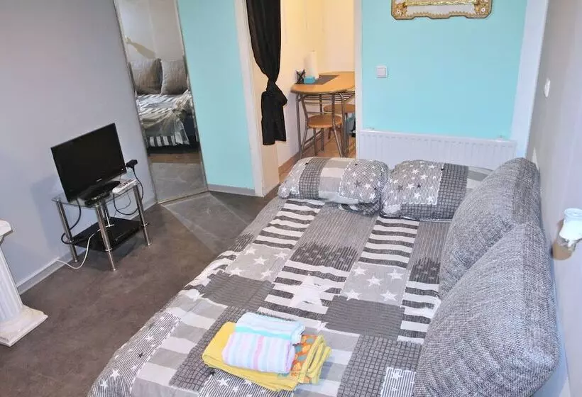 Mixie Home