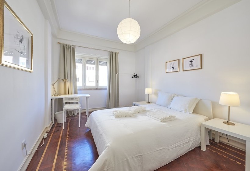 Pensiune Campo Pequeno Prestige