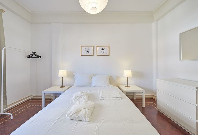 Pensiune Campo Pequeno Prestige