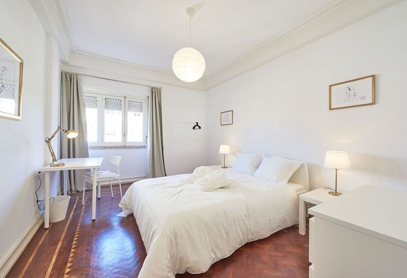 Pensiune Campo Pequeno Prestige