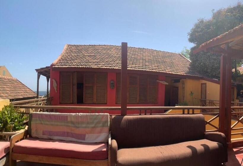 پانسیون Maison Augustin Ly