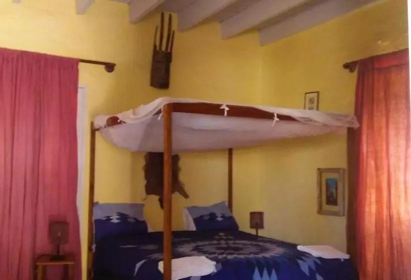 پانسیون Maison Augustin Ly