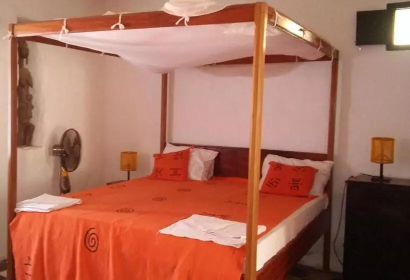 پانسیون Maison Augustin Ly