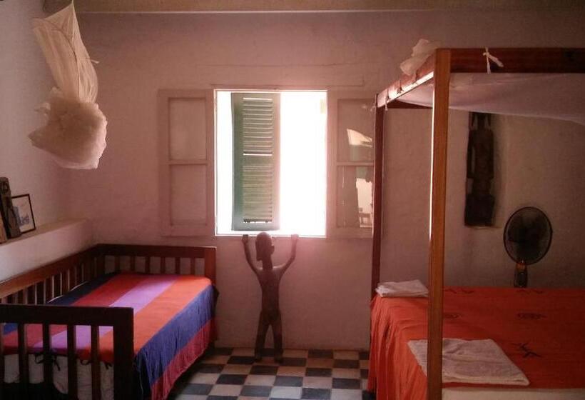 پانسیون Maison Augustin Ly