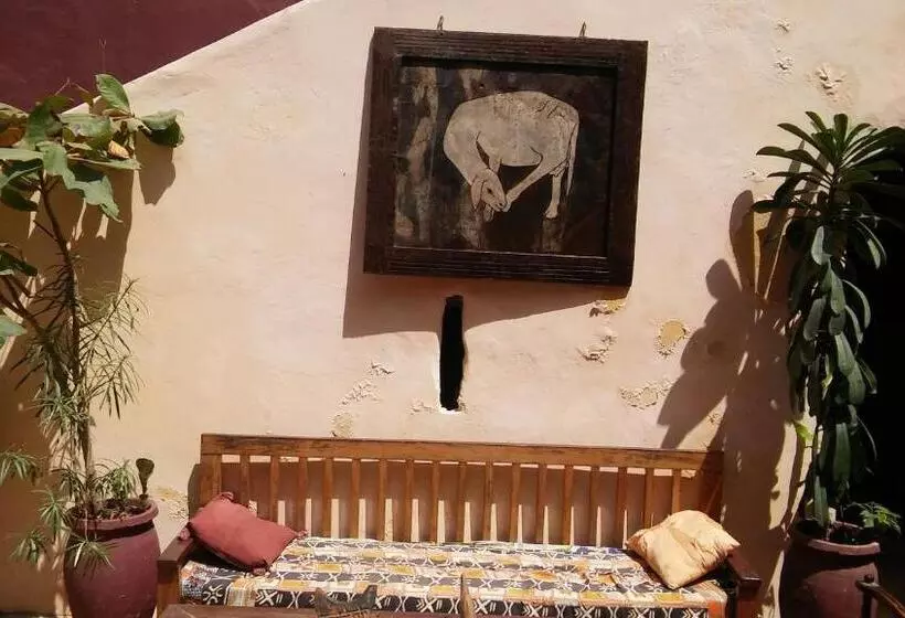 پانسیون Maison Augustin Ly