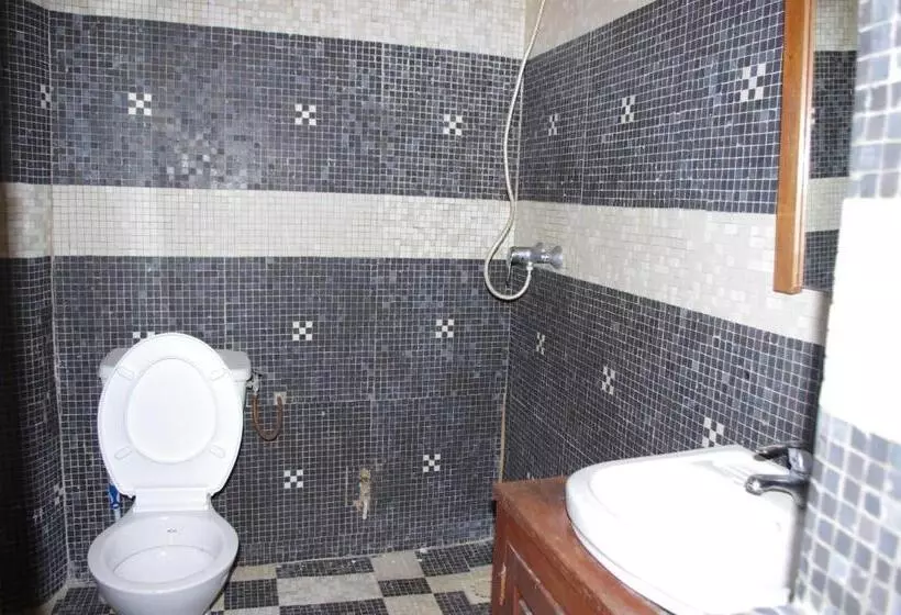 پانسیون Maison Augustin Ly