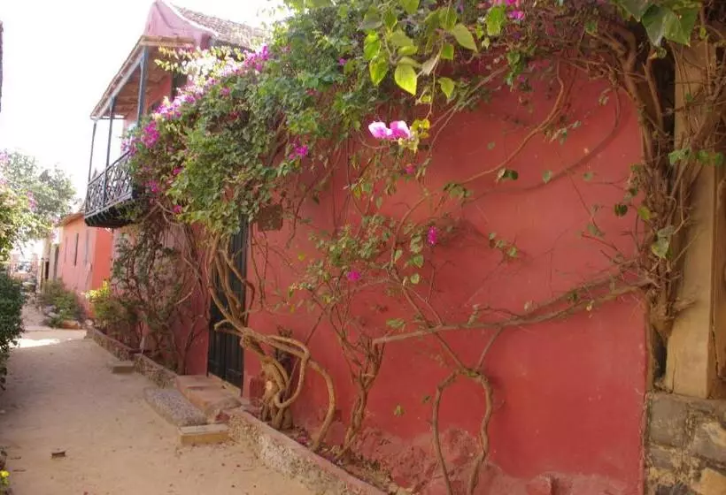 پانسیون Maison Augustin Ly