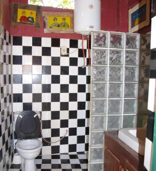 پانسیون Maison Augustin Ly