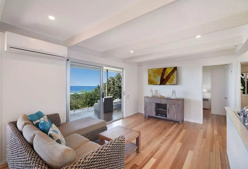 Peregians Viewing Deck, 324 David Low Way, Peregian Beach, Noosa Area