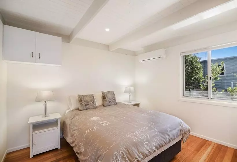 Peregians Viewing Deck, 324 David Low Way, Peregian Beach, Noosa Area