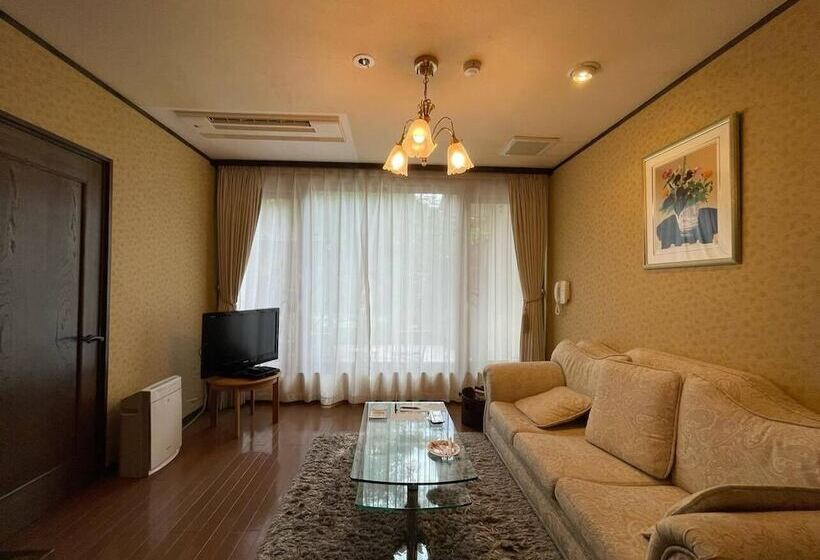 ריוקאן Natsuse Onsen Miyakowasure