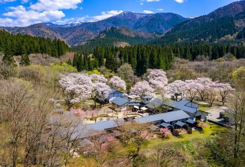 旅館 Natsuse Onsen Miyakowasure