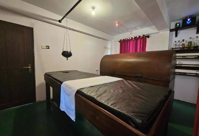 Hotelli Grand Villa Kalametiya