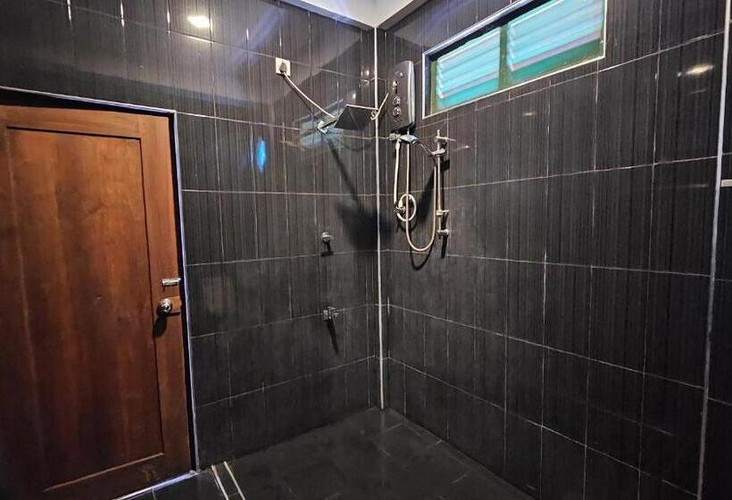 בית מלון כפרי Grand Villa Kalametiya