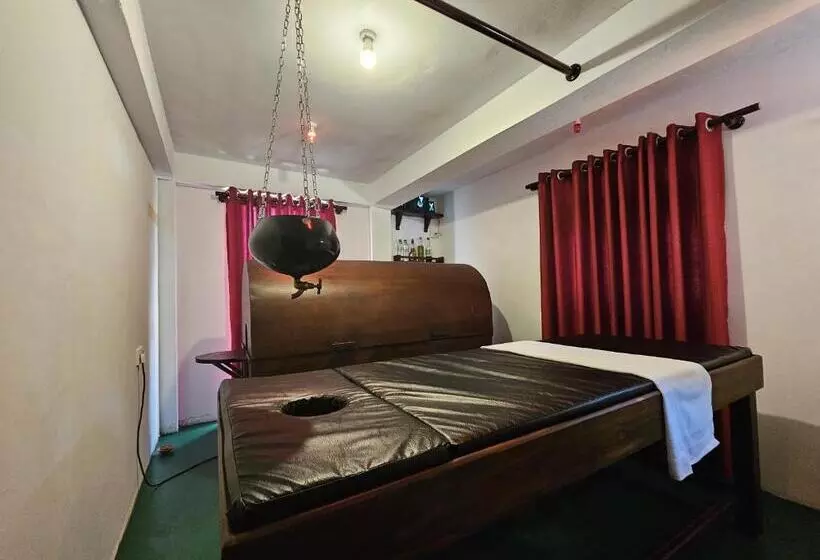 Hotelli Grand Villa Kalametiya