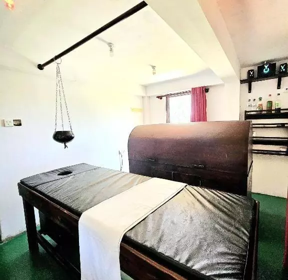 Hotelli Grand Villa Kalametiya