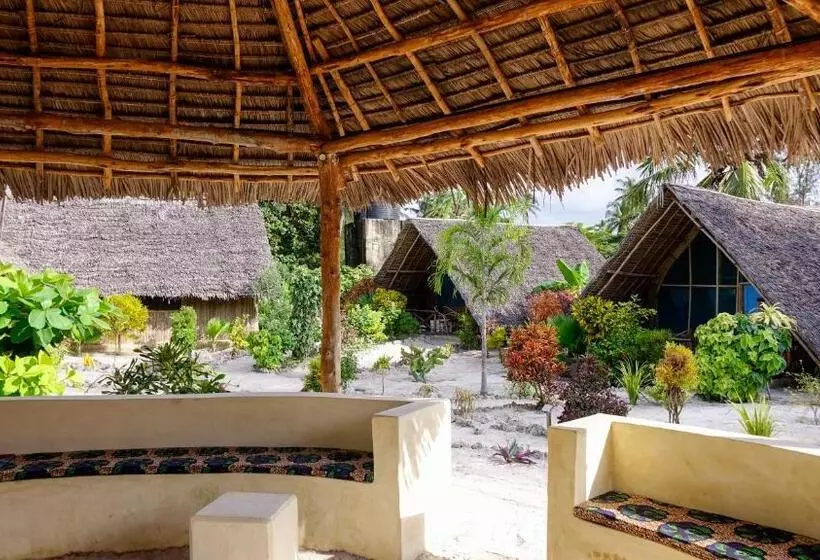 ホテル Paje Beach Bandas