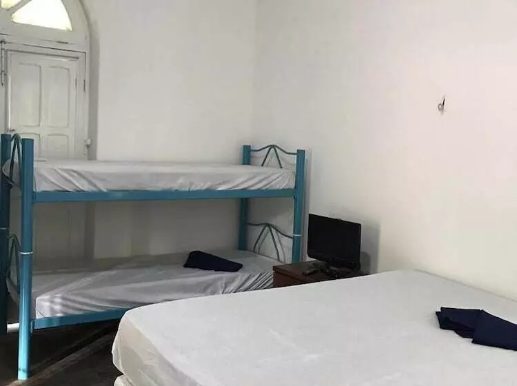 Majatalo Ribeira Dos Arrecifes Hostel