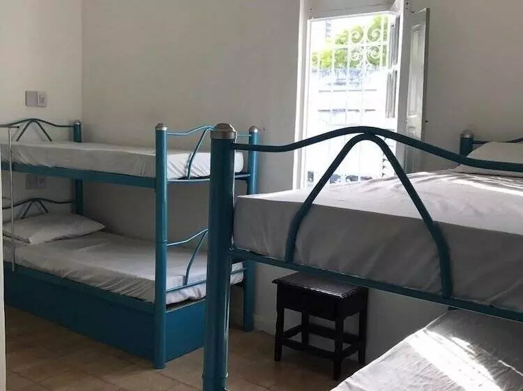 Majatalo Ribeira Dos Arrecifes Hostel