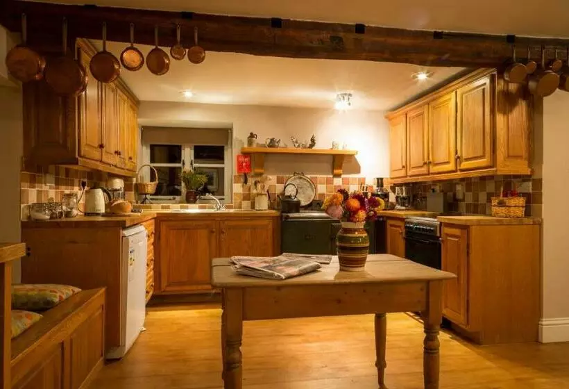 Bridge Farmhouse B&b