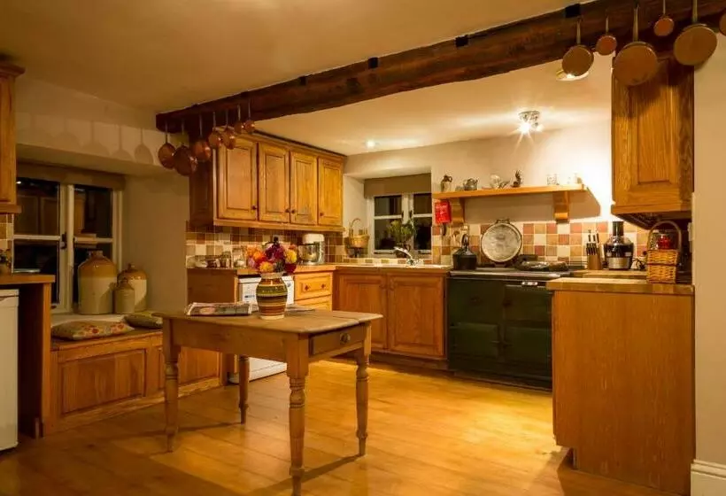 Bridge Farmhouse B&b