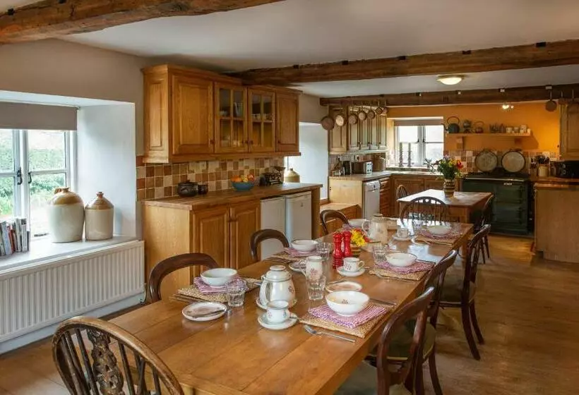 Bridge Farmhouse B&b