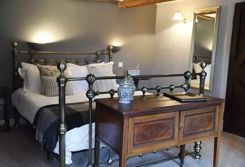 Bridge Farmhouse B&b