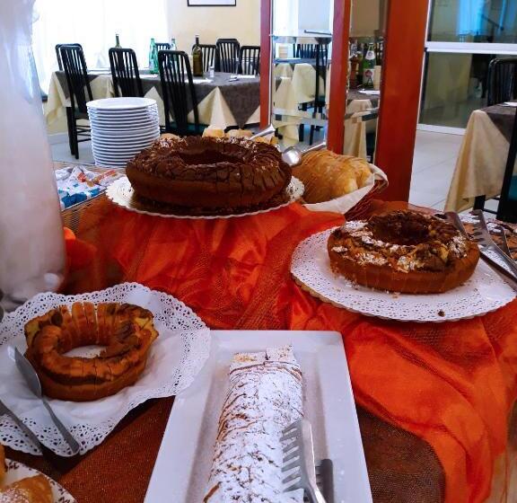 בית מלון כפרי Britannia