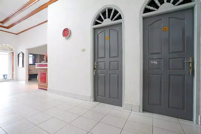 Hotelli Idayu Natuna Palembang