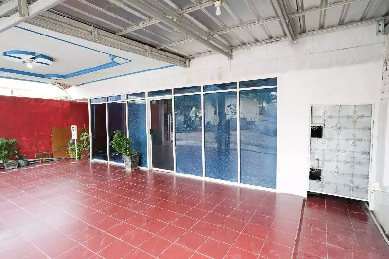 Hotelli Idayu Natuna Palembang