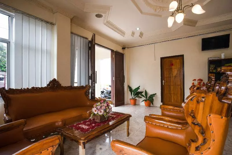 ホテル Oyo 2648 Le Rêve Residence