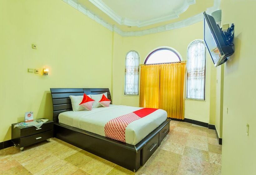 בית מלון כפרי Oyo 2848 Senaz Guesthouse