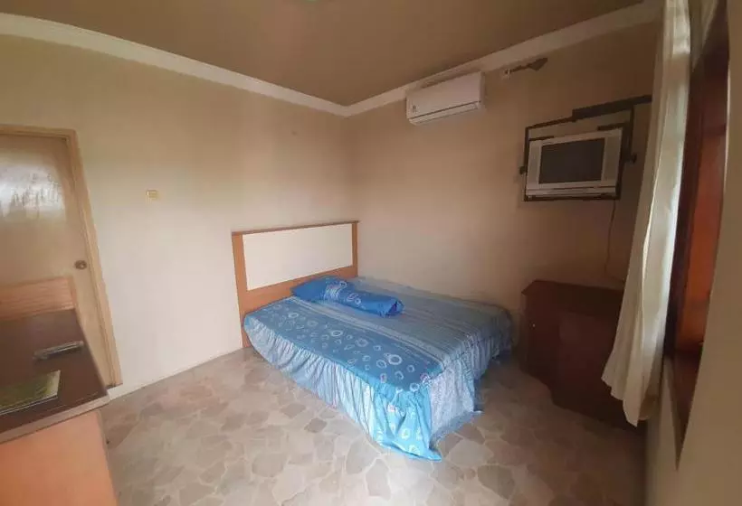 ホテル Oyo 2858 Vafa Guesthouse