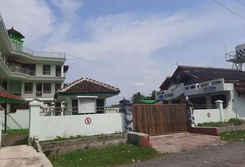 ホテル Oyo 2858 Vafa Guesthouse