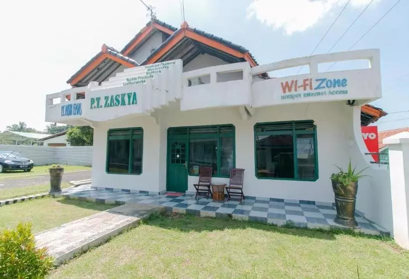 ホテル Oyo 2858 Vafa Guesthouse