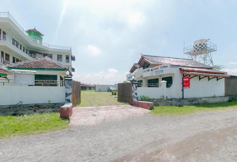 בית מלון כפרי Oyo 2858 Vafa Guesthouse