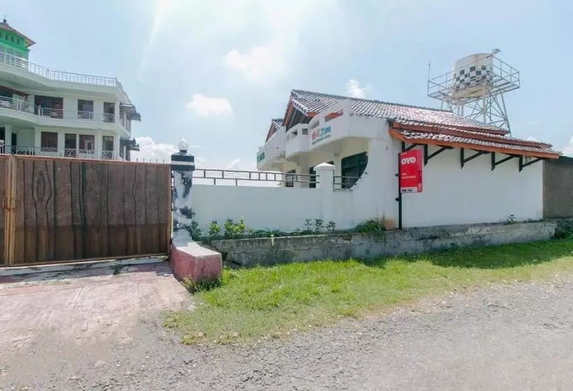 ホテル Oyo 2858 Vafa Guesthouse