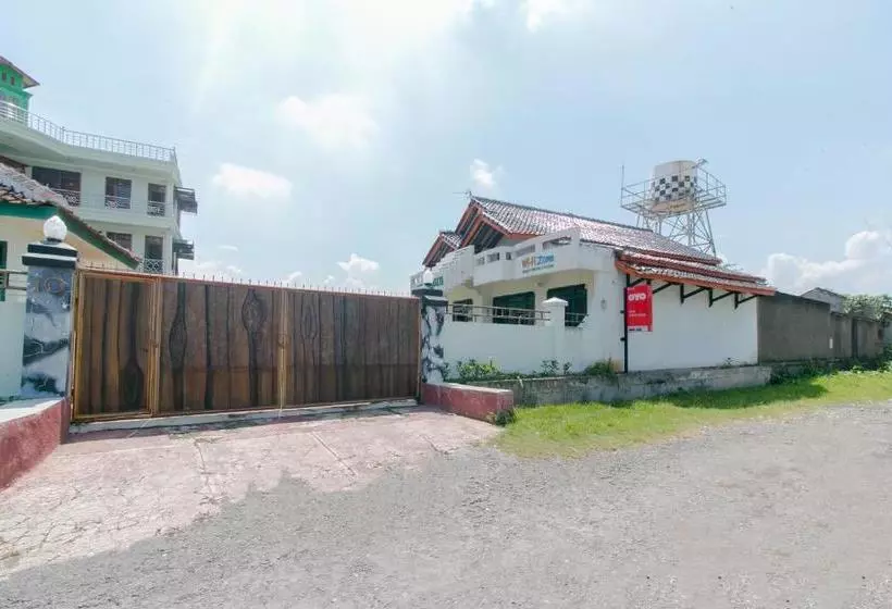 ホテル Oyo 2858 Vafa Guesthouse