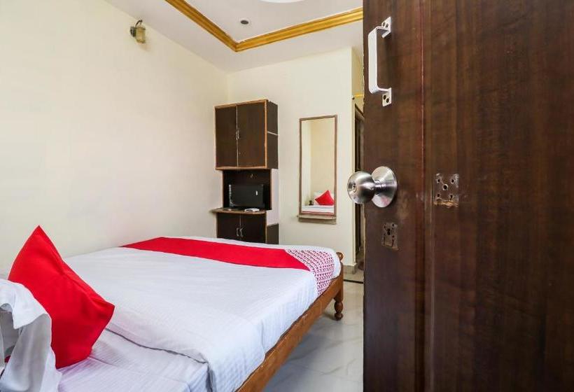 هتل Oyo 65430 Ysr Residency