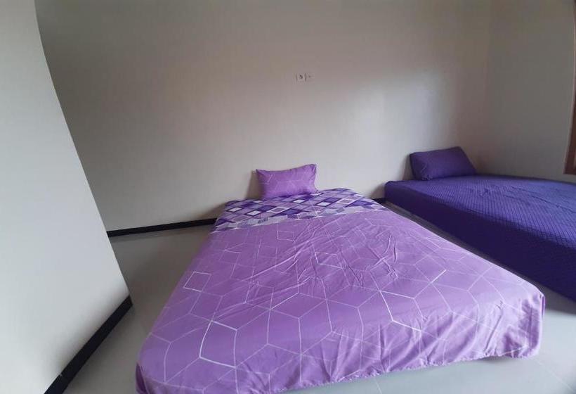 בית מלון כפרי Spot On 2790 Bintang Selatan Syariah