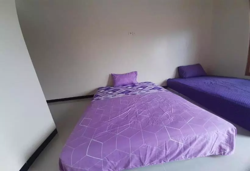 ホテル Spot On 2790 Bintang Selatan Syariah
