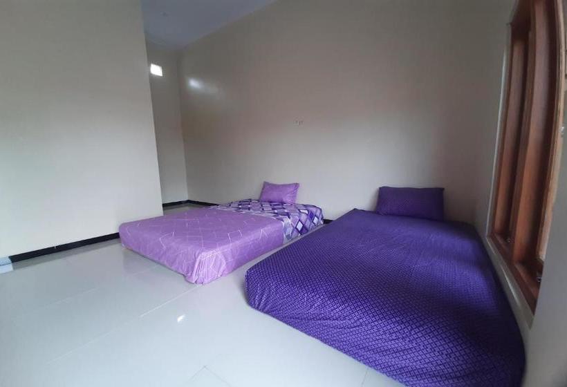 בית מלון כפרי Spot On 2790 Bintang Selatan Syariah