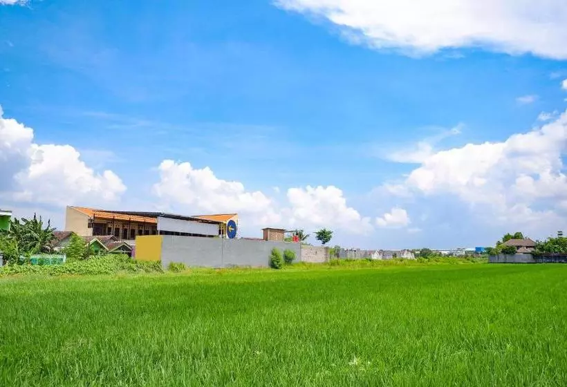 ホテル Spot On 2790 Bintang Selatan Syariah