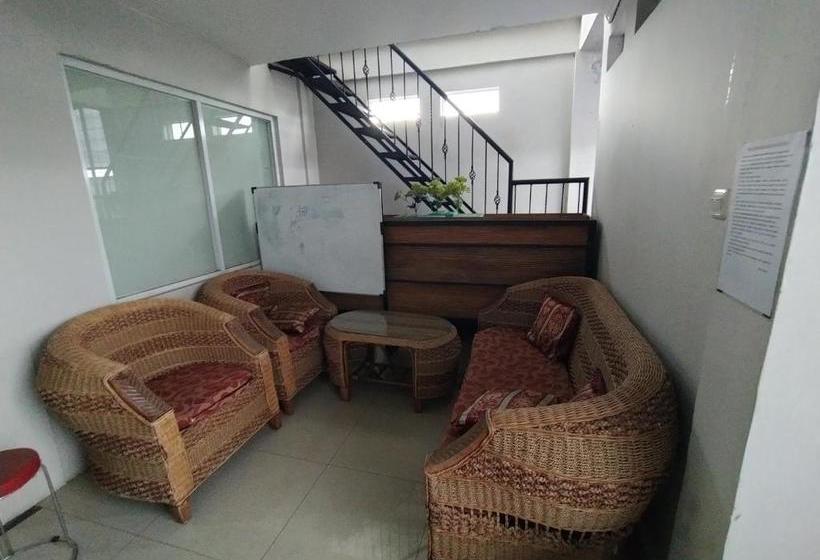 Hotel Oyo 2625 Pondok Penginapan Patradisa