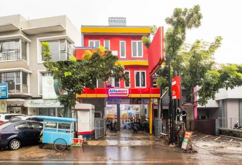 ホテル Oyo 2625 Pondok Penginapan Patradisa