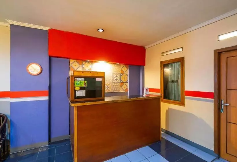 ホテル Oyo 2625 Pondok Penginapan Patradisa